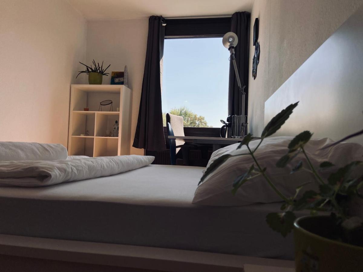 Private Room With Free Parking Koblenz  Luaran gambar